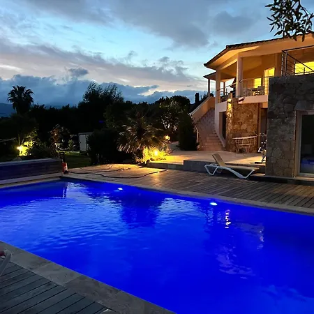 Lorinadu Vue A 800m A Pied فيلة *