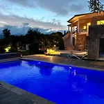 Lorinadu Vue A 800m A Pied Villa *