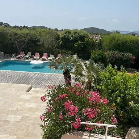 Lorinadu Vue A 800m A Pied Zonza